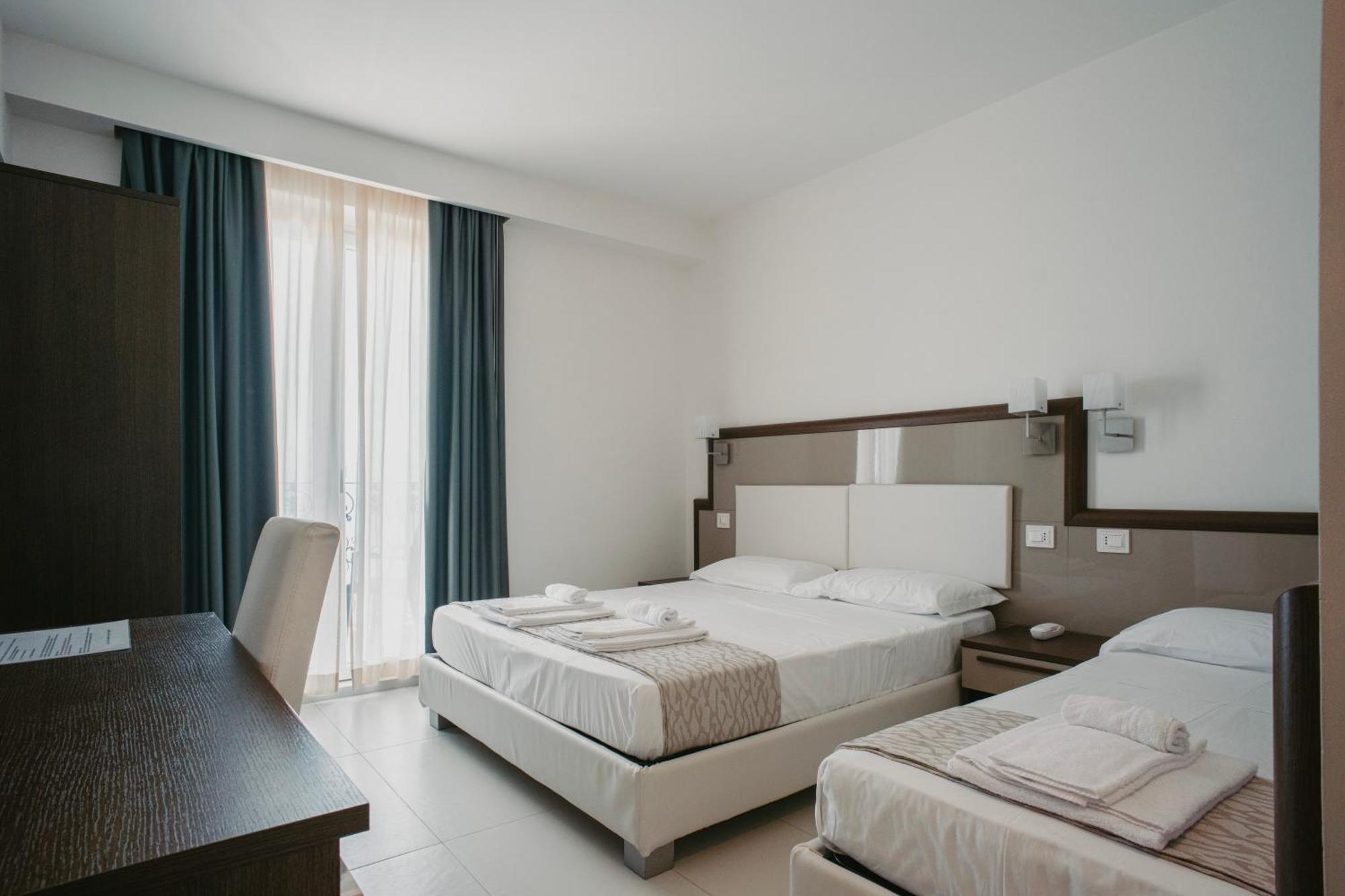 Hotel Baia Marina Купра-Мариттима Экстерьер фото