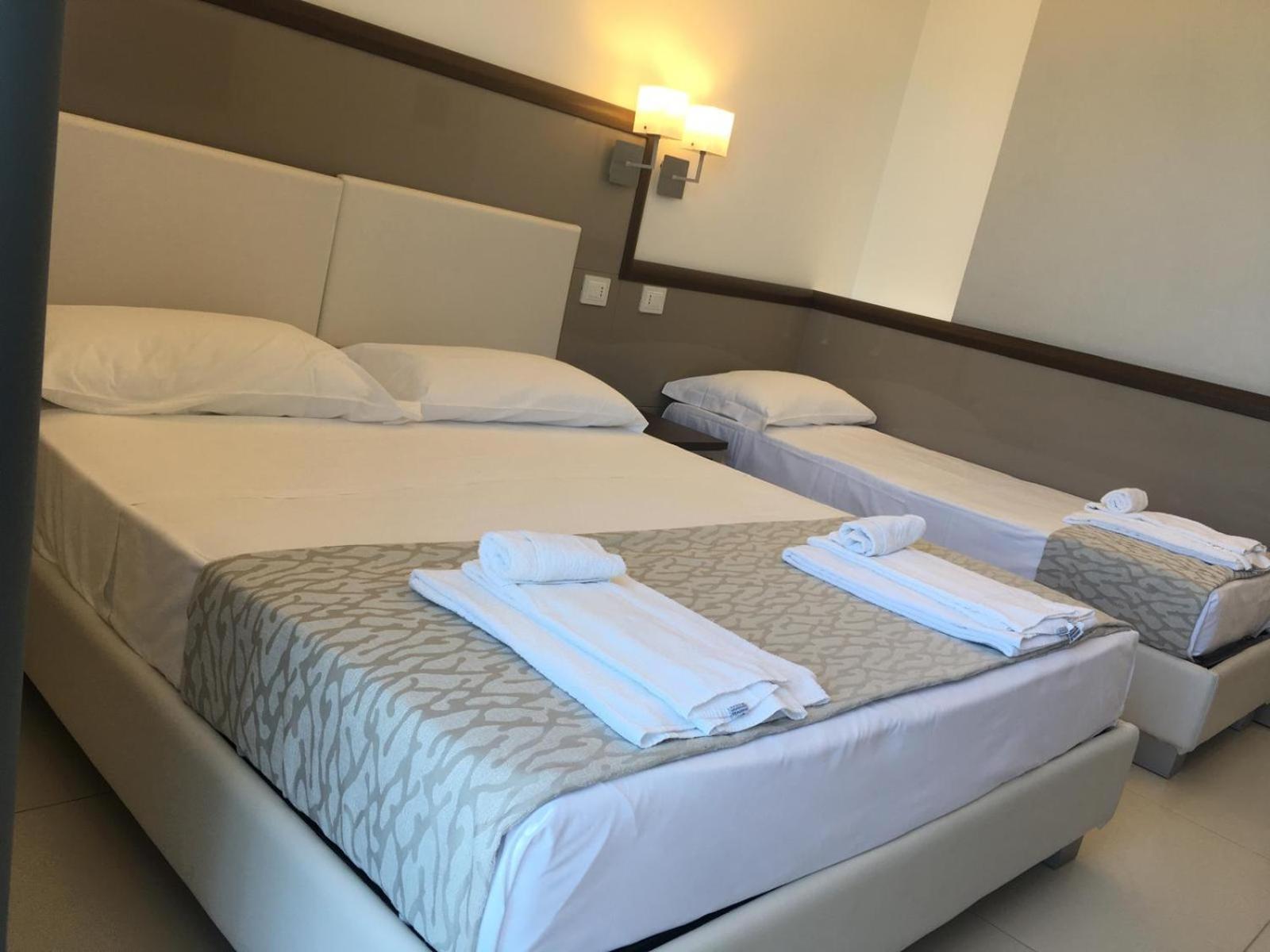 Hotel Baia Marina Купра-Мариттима Экстерьер фото