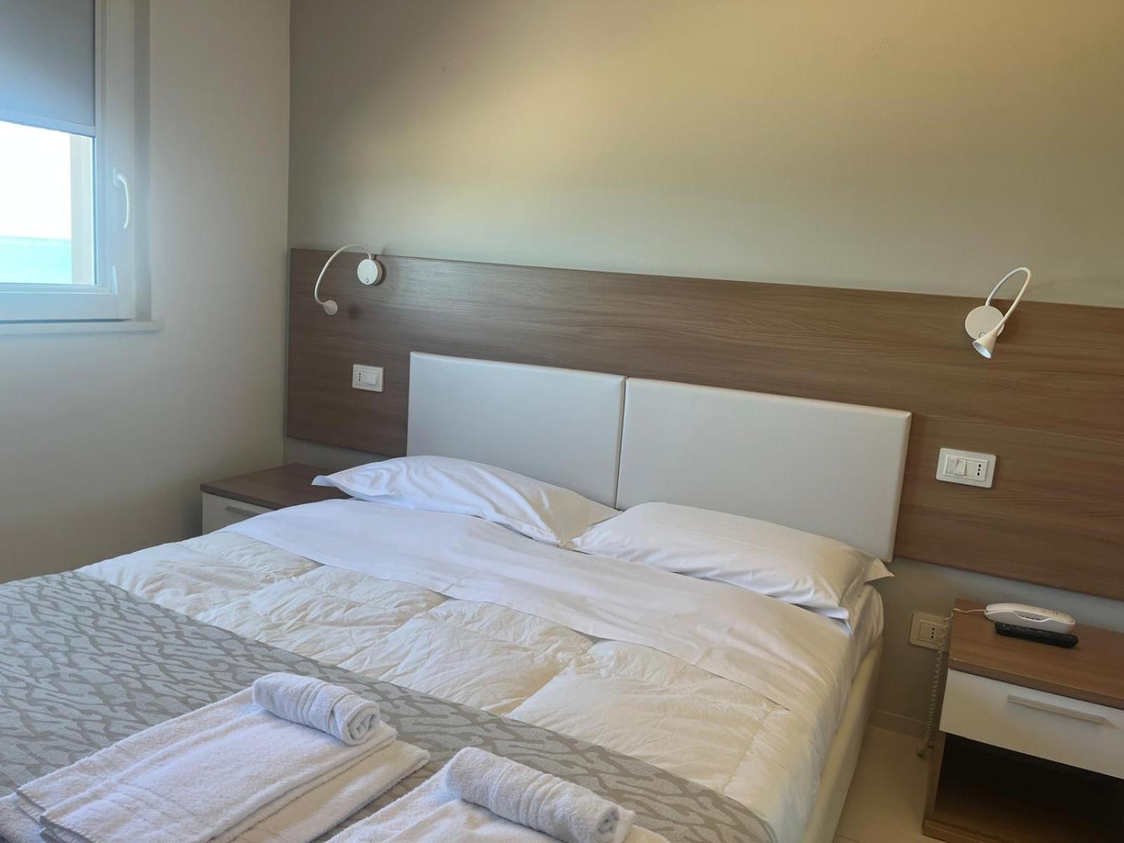 Hotel Baia Marina Купра-Мариттима Экстерьер фото