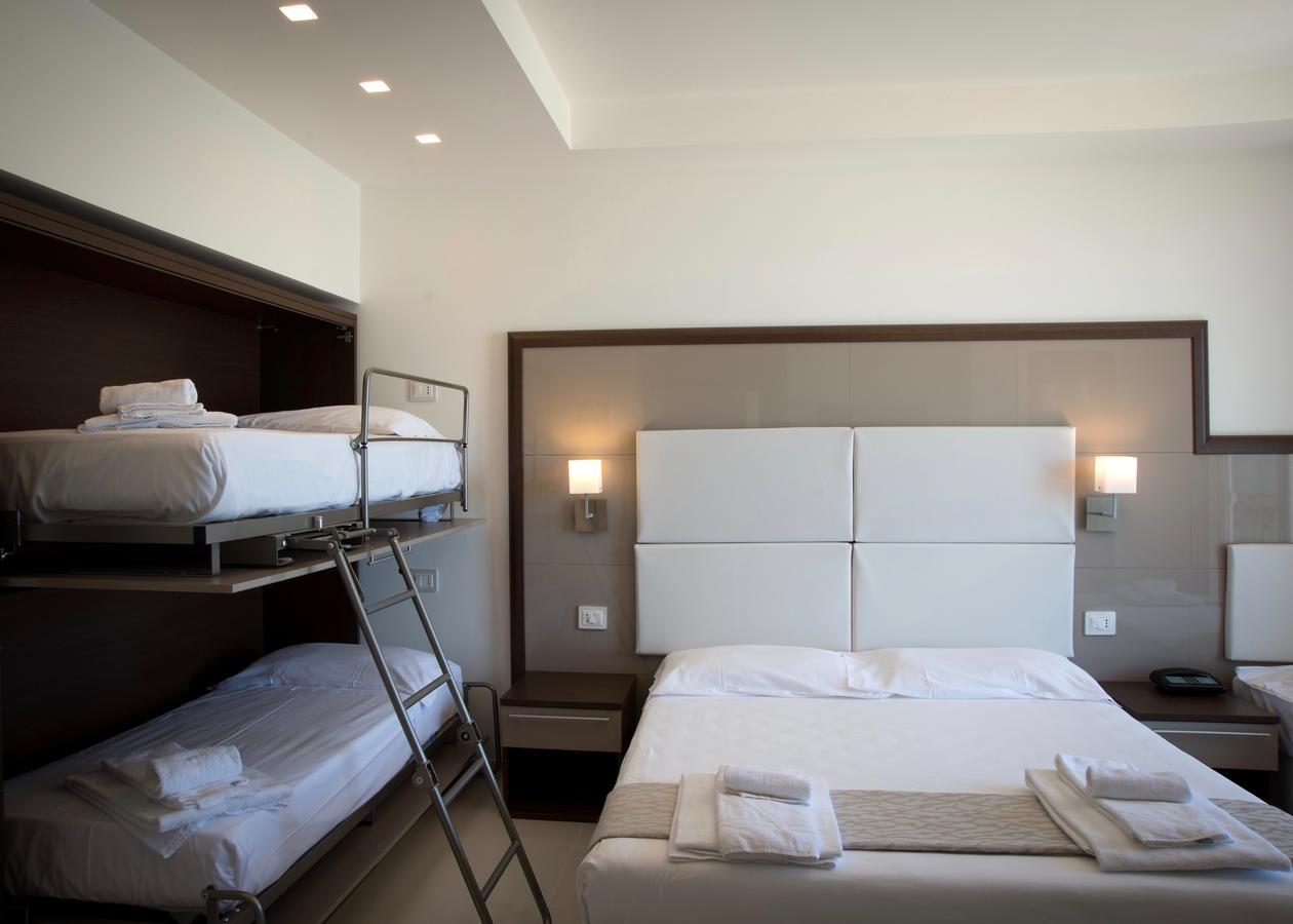 Hotel Baia Marina Купра-Мариттима Экстерьер фото