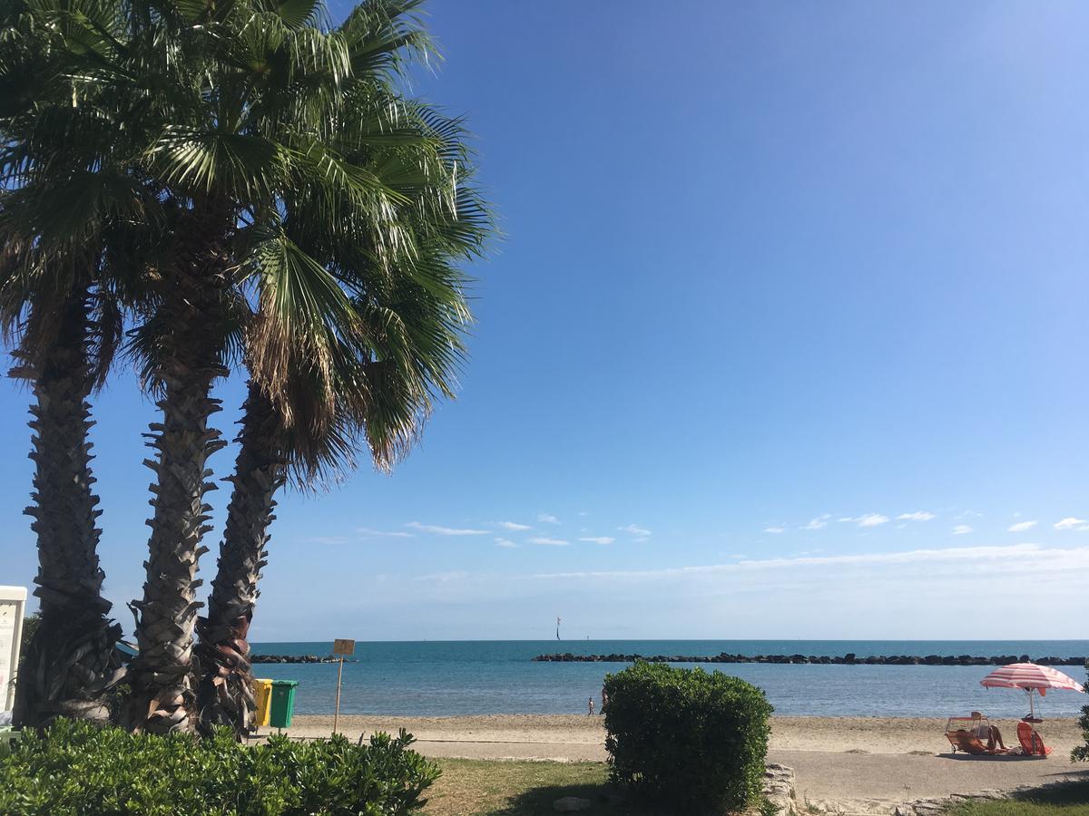 Hotel Baia Marina Купра-Мариттима Экстерьер фото